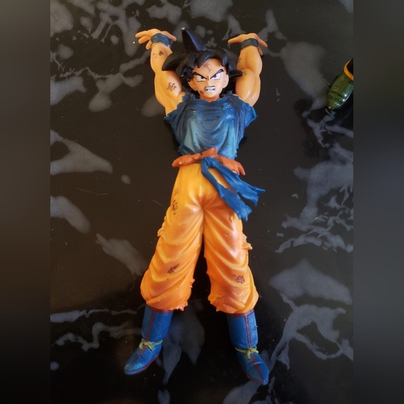 Dragon Ball Z Figures - Picture 3 of 6